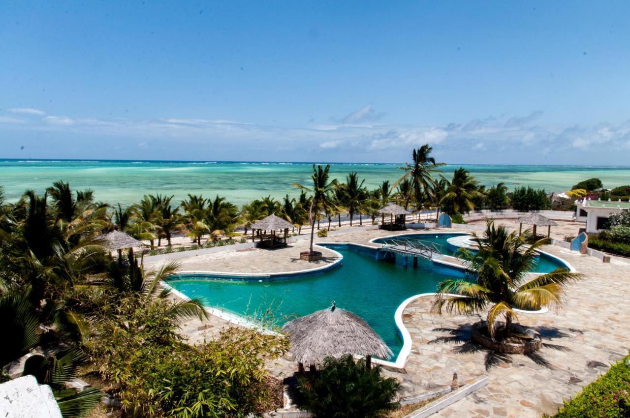 Twiga Beach Resort & Spa Ватаму Экстерьер фото
