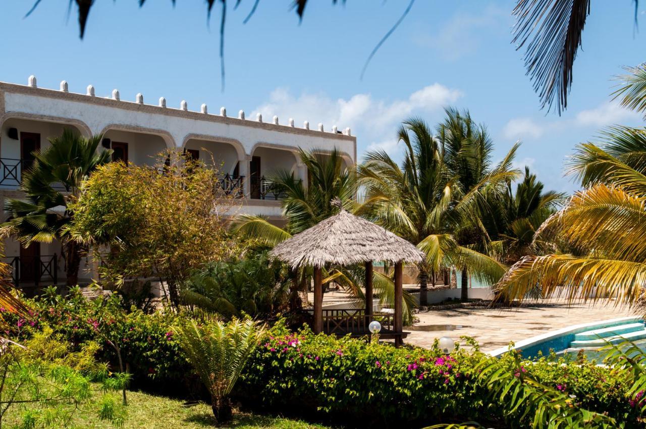 Twiga Beach Resort & Spa Ватаму Экстерьер фото